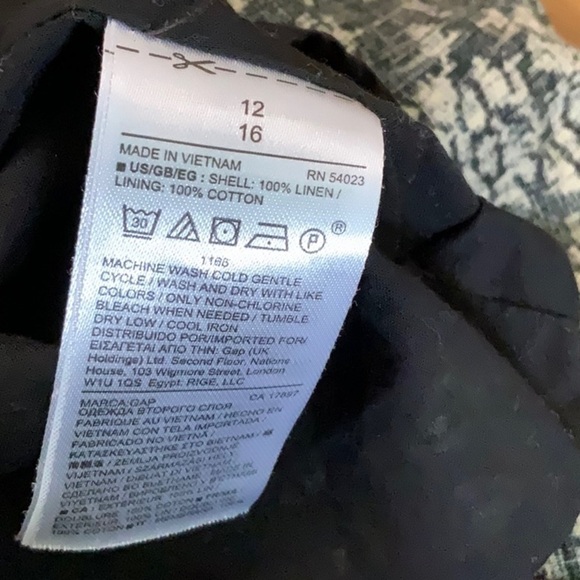 GAP black floral mini dress. Linen and sleeveless. Side pockets. Size 12 - Picture 10 of 10